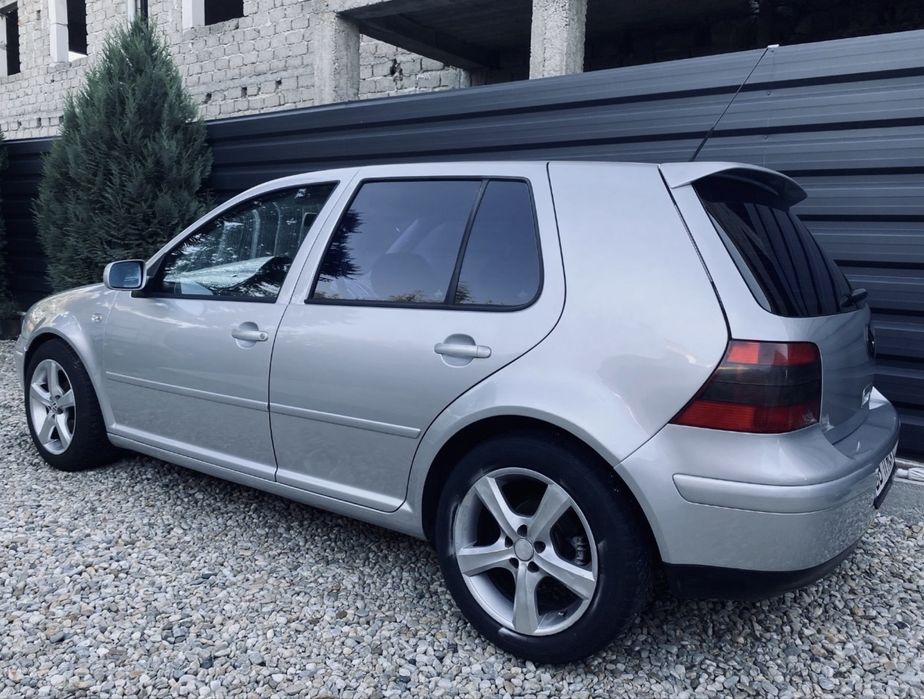 Vand golf 4 1.6 benzina 16 valve