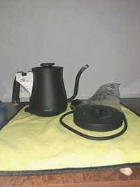 Прадаетса электрически чайник