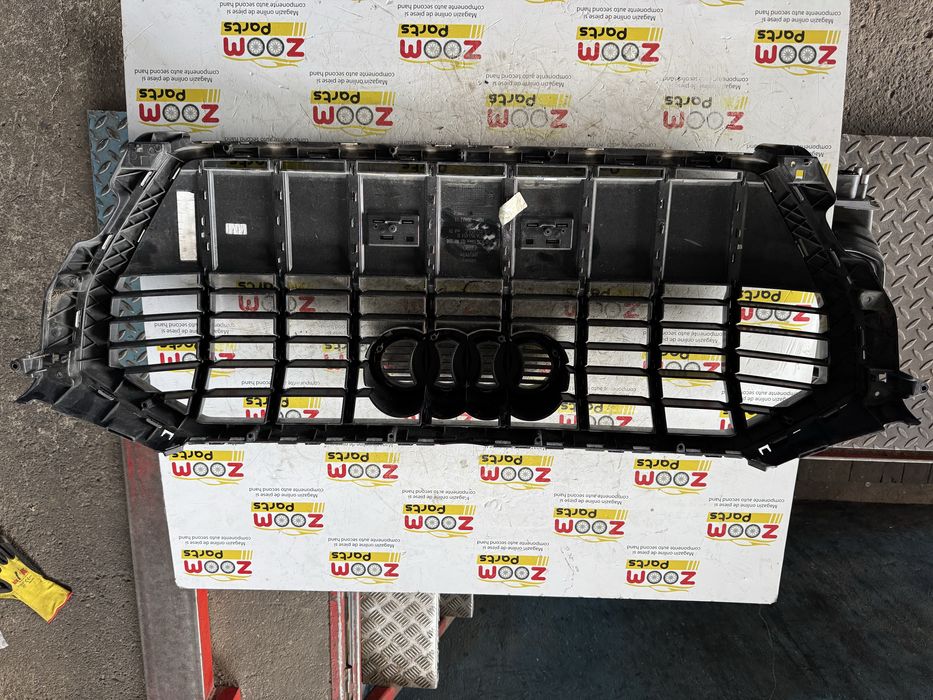 Grila fata radiator Audi Q3 2018-2024
