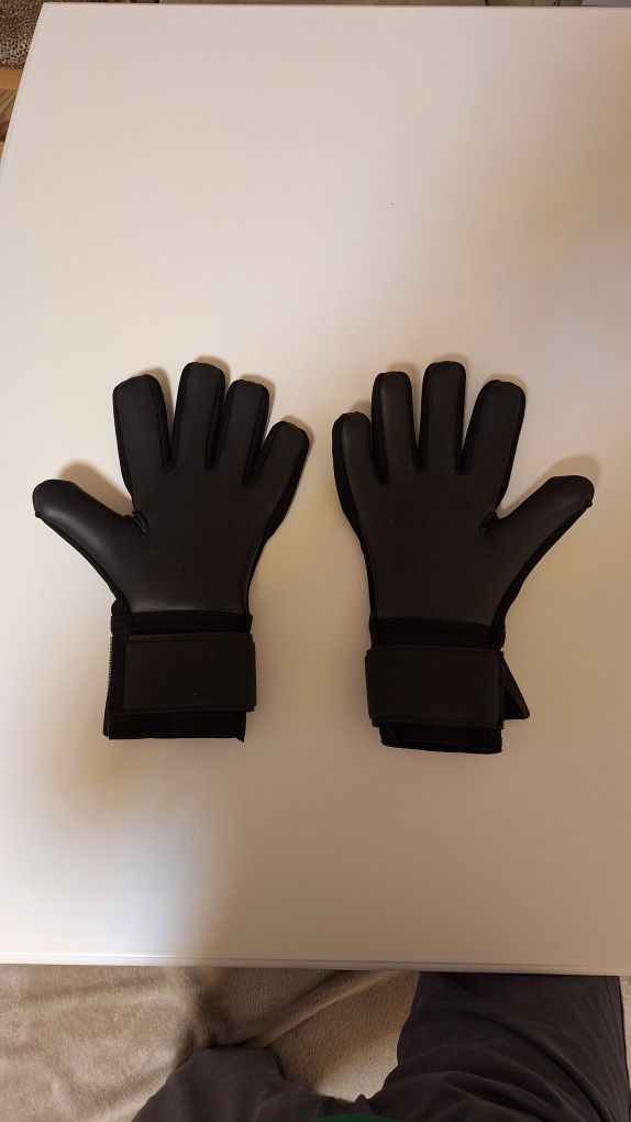 Вратарски ръкавици One Glove черни