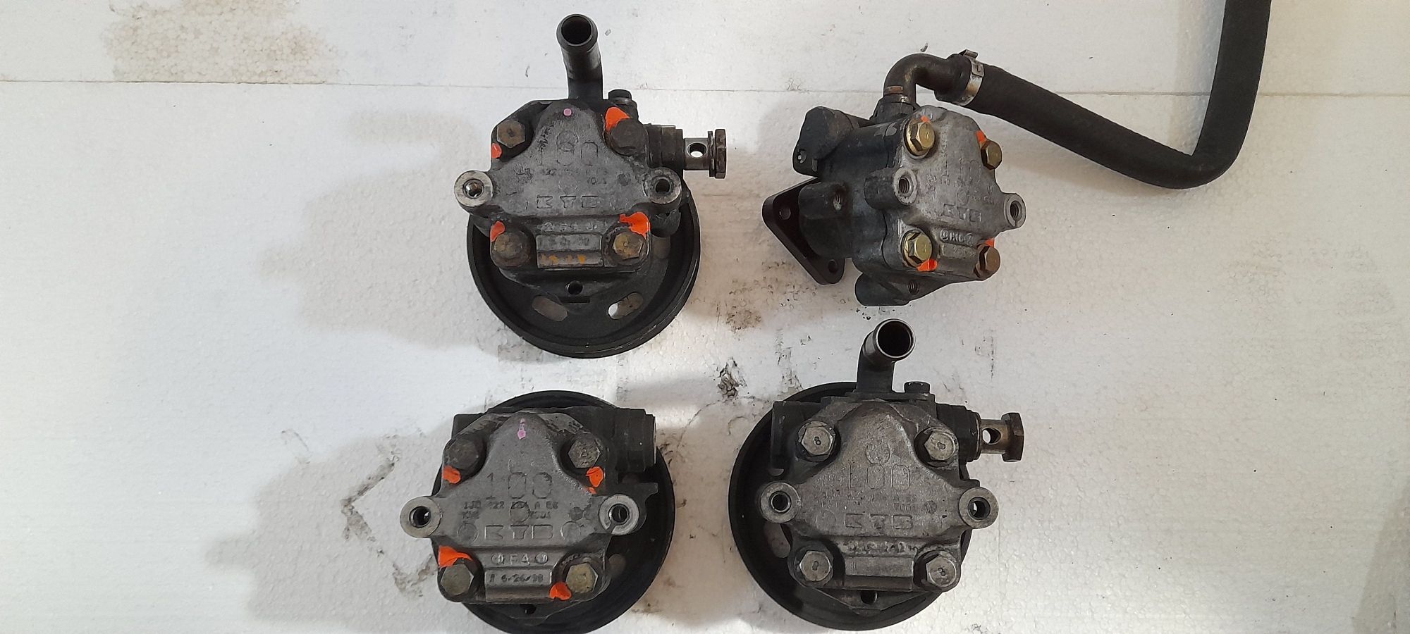 Pompa Servo Directie 1J0422134A pentru VW Golf 4 / Bora 1.9 TDI