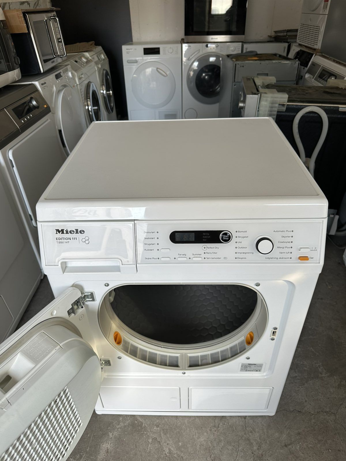 Сушилня +гаранция. MIELE ТЕРМОПОМПА. Клас А 8кг. Доставка за София