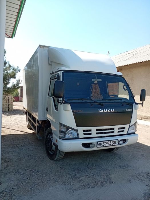 Isuzu nqr  sotiladi