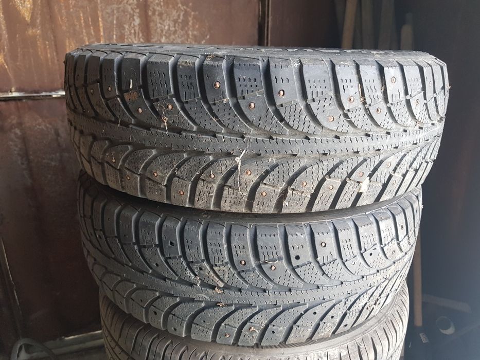 Продам зимнюю резину
