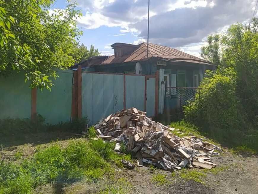 Продам дом с участком, район детской обл. больницы. Торг уместен