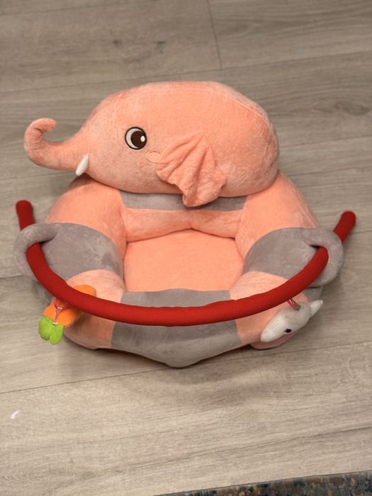 Fotoliu pluș bebeluși Elefant roz-gri cu jucării – stare excelentă