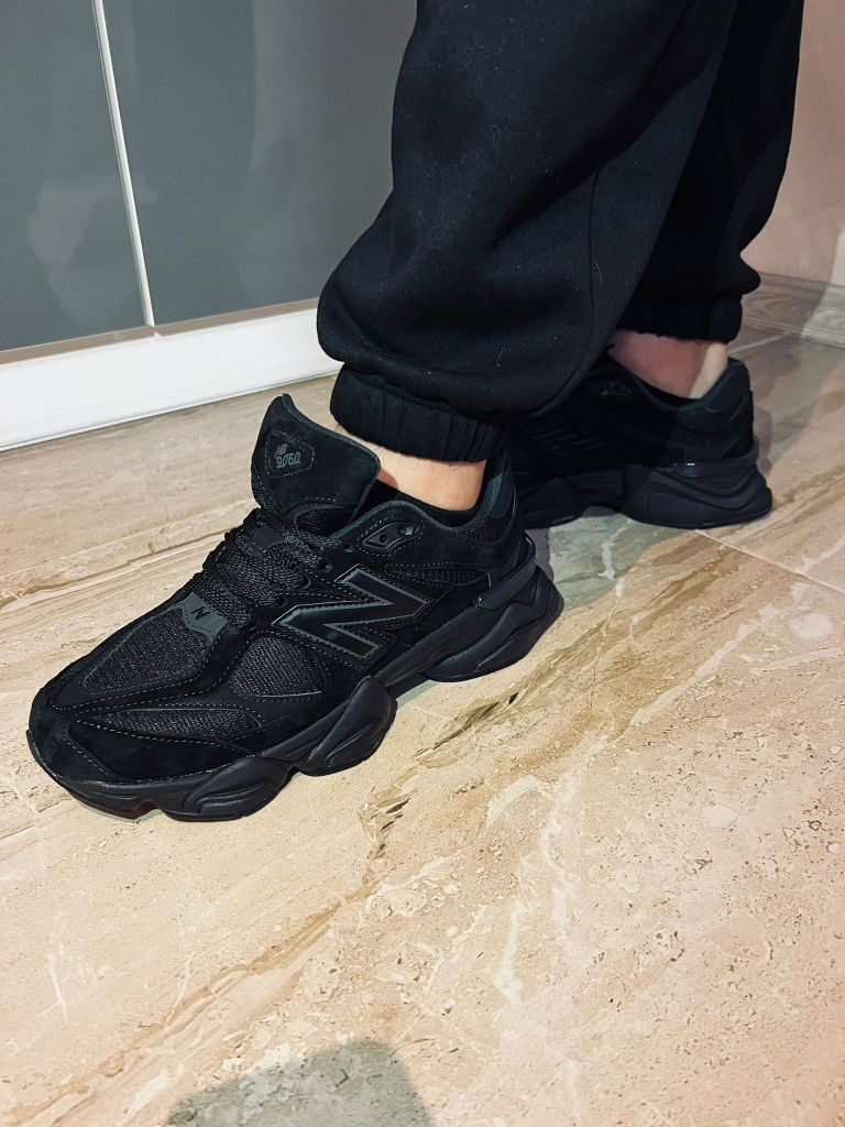 New Balance 9060 Black