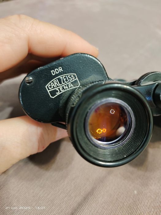 Продается бинокль легенда Zeiss 8x30
