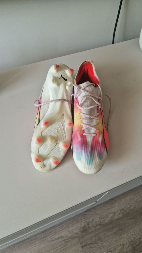 Професионални футболни обувки PUMA ULTRA ULTIMATE