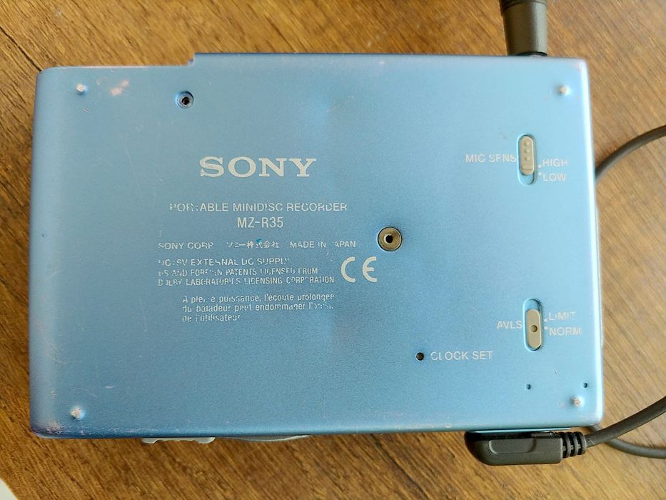 Sony MZ-R35 minidisc recorder Kenwood Aiwa Panasonic Sharp JVC Sanyo