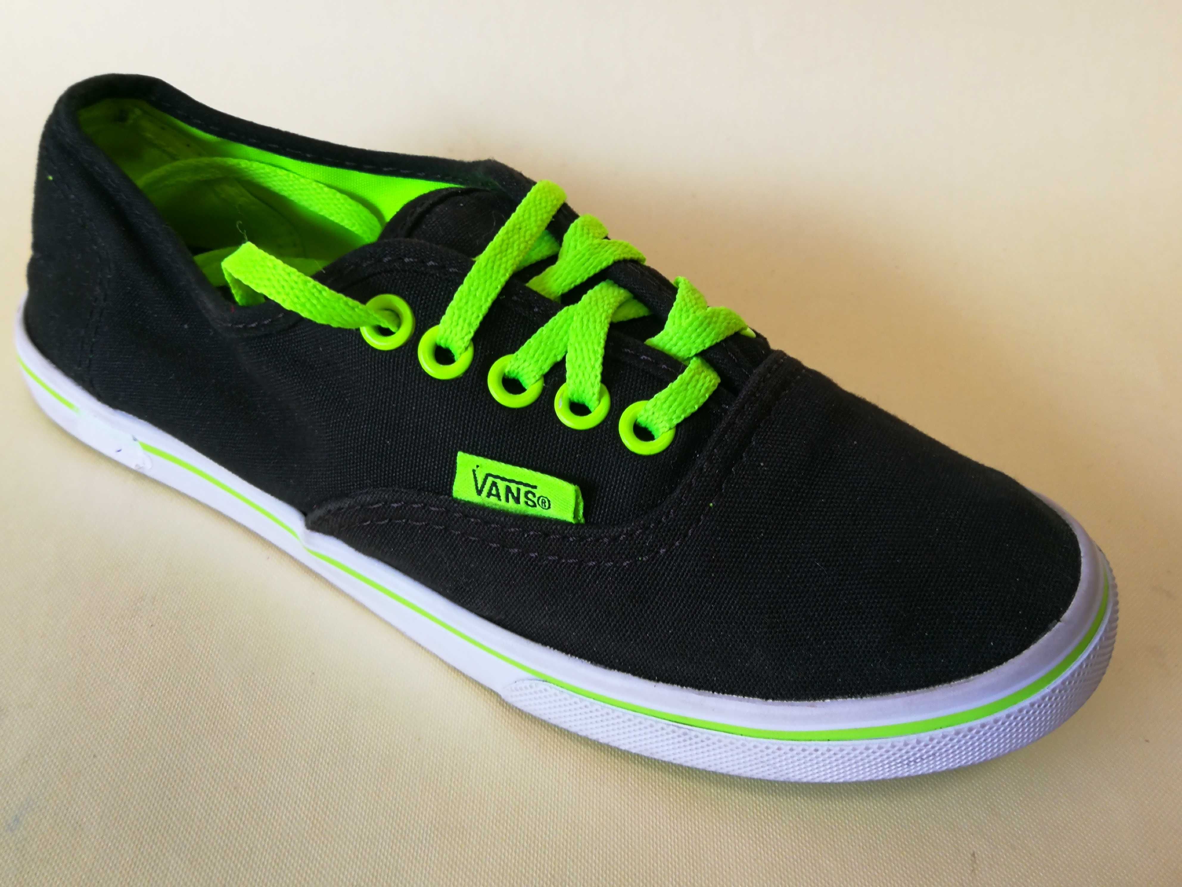 Tenisi adidasi ghete copii VANS 34-35  90's NEON Disco  Ca  NOI !!