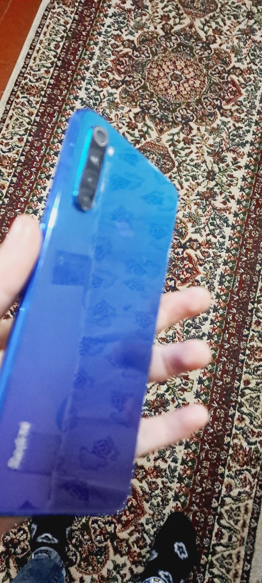 Redmi note 8  64gb hali yangi 2 oy ishlatilgan. Karobka dokumenti bor