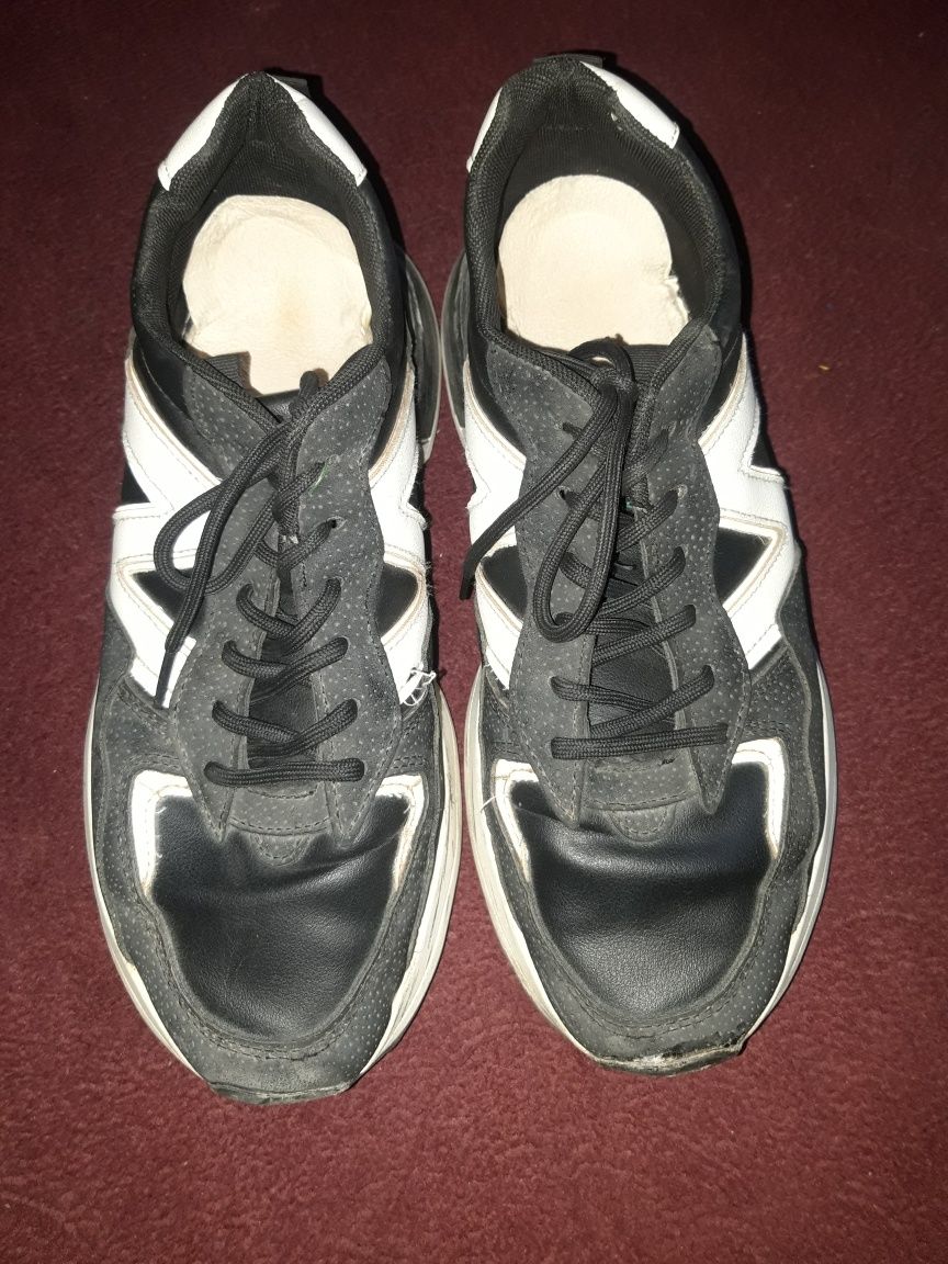 Futbolka va krosovka new balance