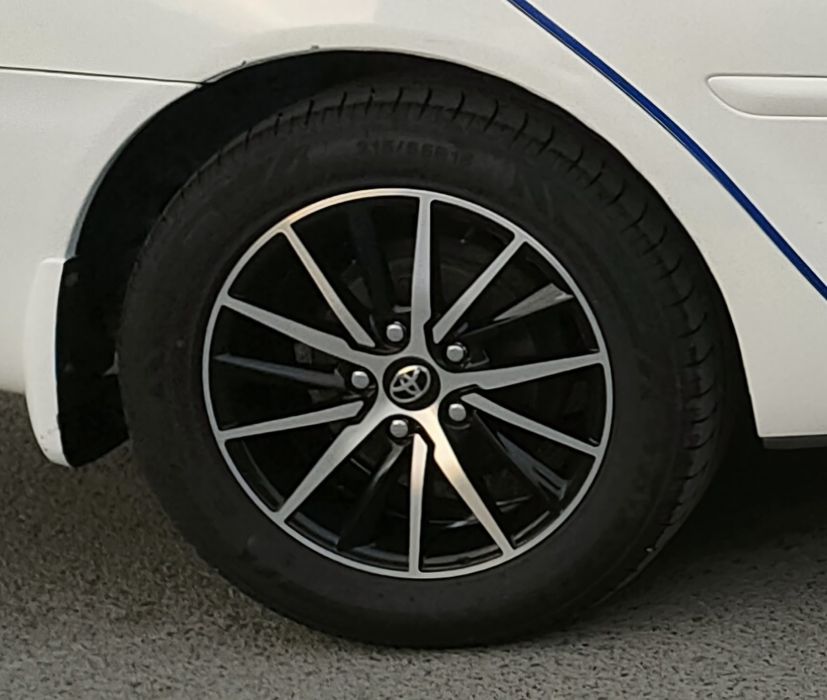 Продам диски с резиной