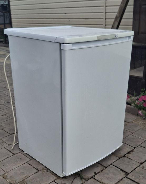 Холодильник маленький бирюса