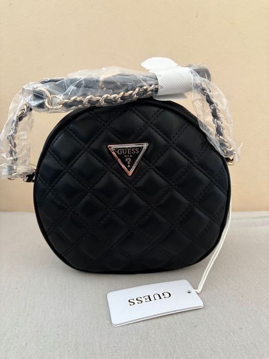 Нова оригинална дамска чанта на Guess