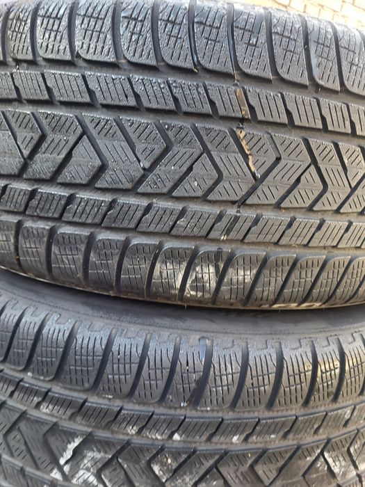 4 бр зимни гуми 285/45/20 Pirelli