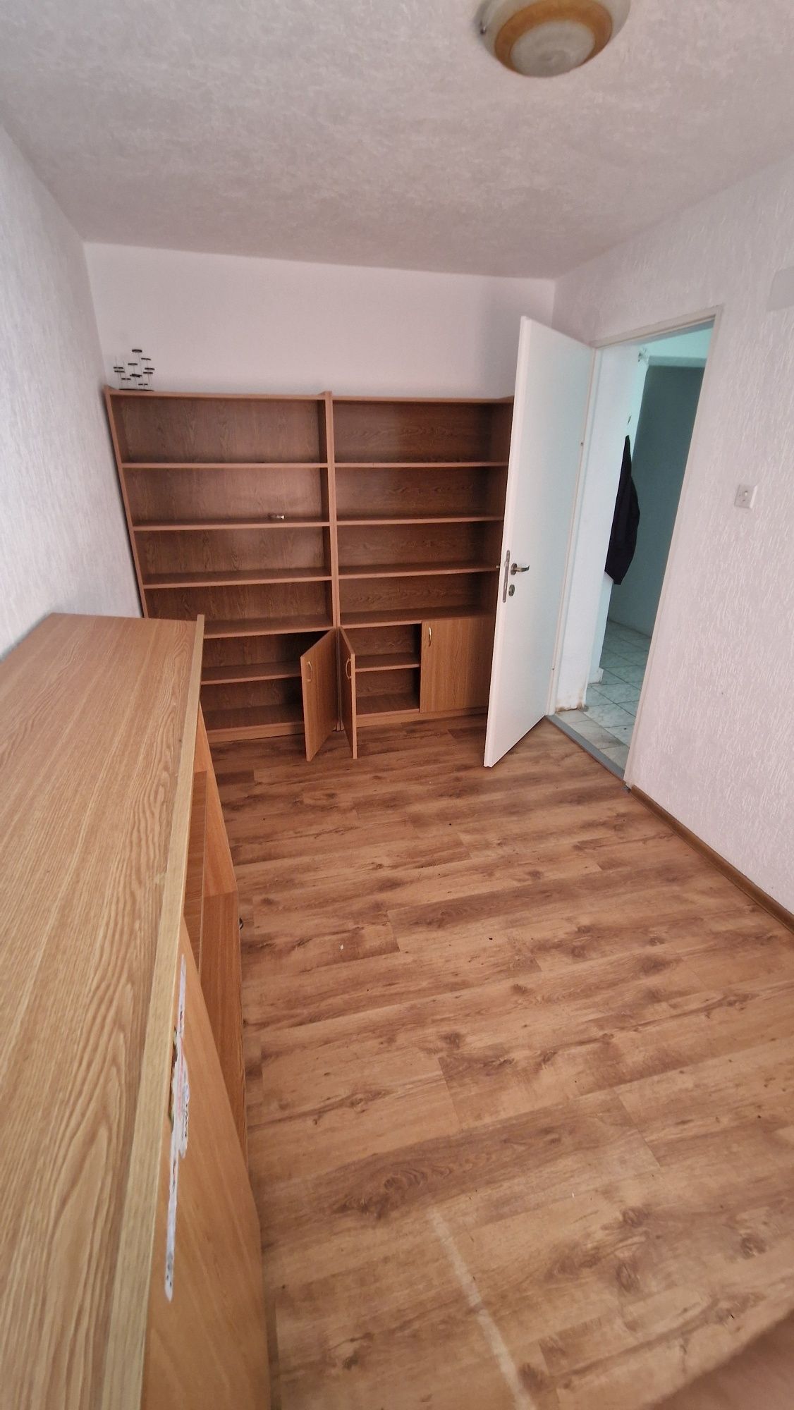 Apartament 3 camere sau spatiu comercial