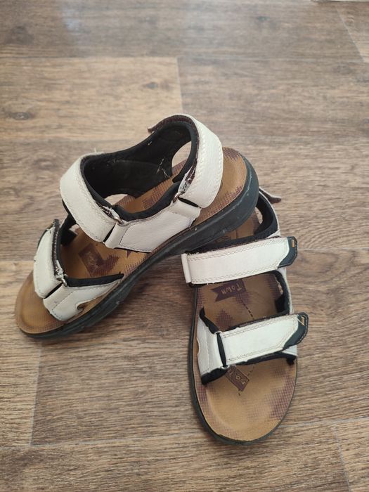 Продам летнюю обувь