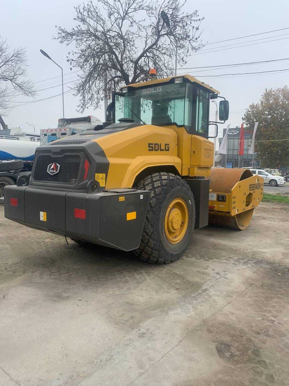 Одновальцовый каток SDLG RS8140H 
14 т (Volvo technology)