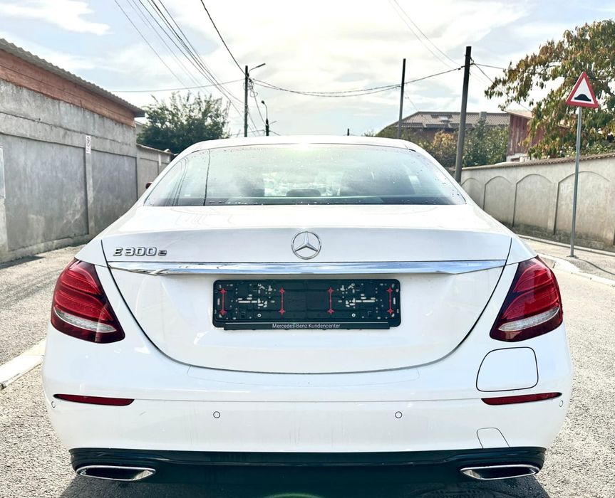 Mercedes E300e *67.000km* BussinessEdition*HibridPlugIn*Webasto*