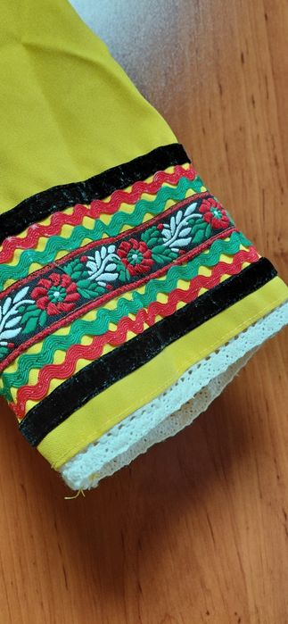 Стилизирана народна носия