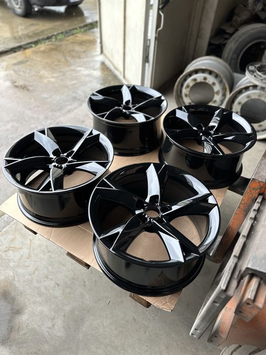 Vopsire in camp electrostatic si sablare.