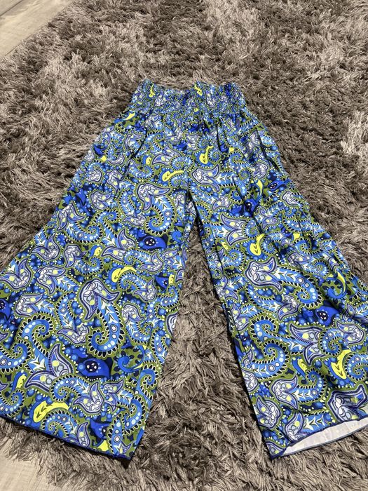 Fusta pantalon  marimea xl material super de vara