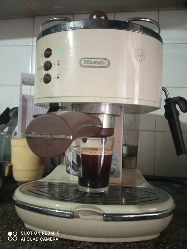 Кафе машина Delonghi Icona