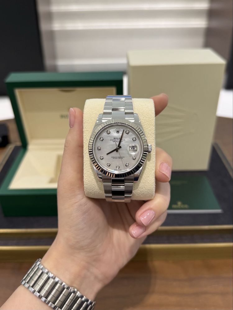 Rolex Datejust 41mm Steel and White Gold 126334 MOP