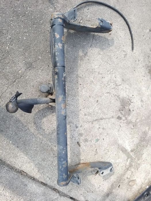 Vand Carlig Remorcare pentru Peugeot 3008 1.6 TDI din 2014