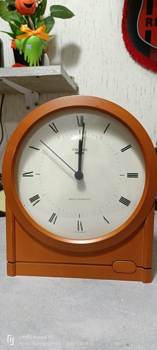 Vând ceas de masa JUNGHANS MEGA radio controled