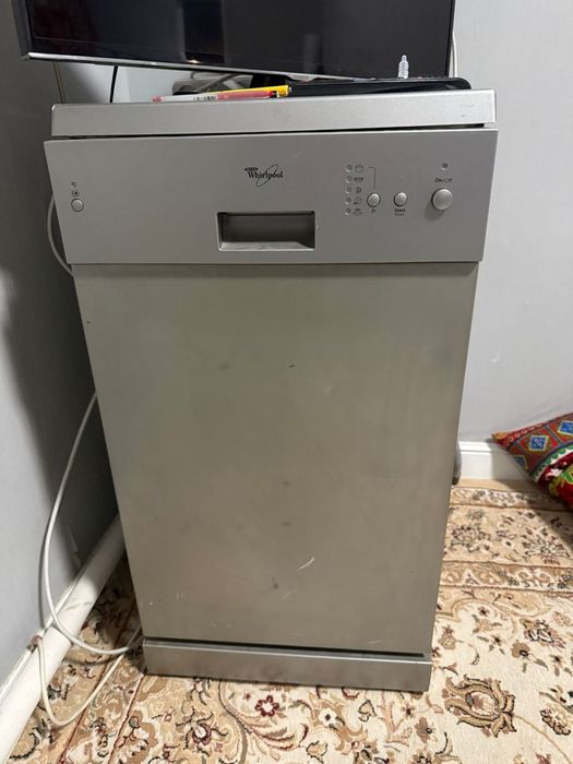 Посудомойка Whirlpool, состояние не проверено
