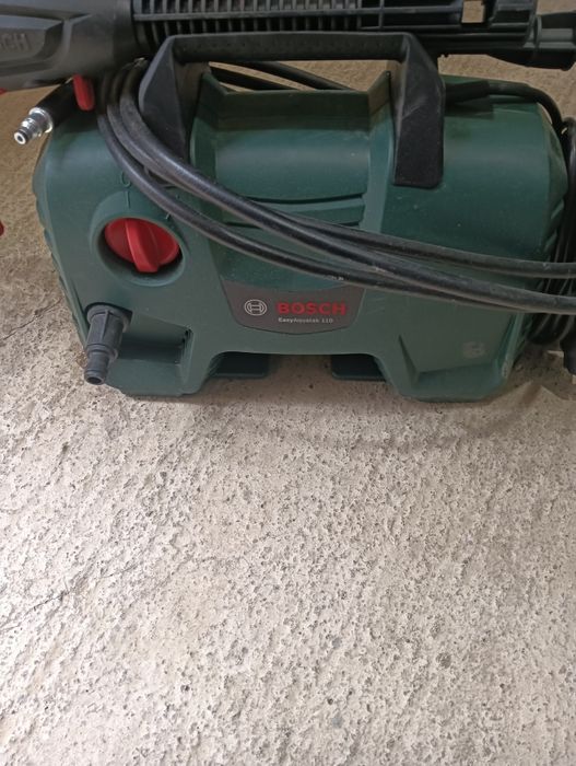 Vând aparat de curatat cu presiune Bosch