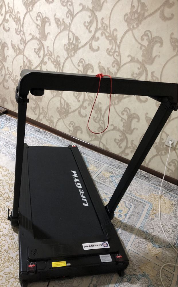Беговая дорожка Life GYM LGM111