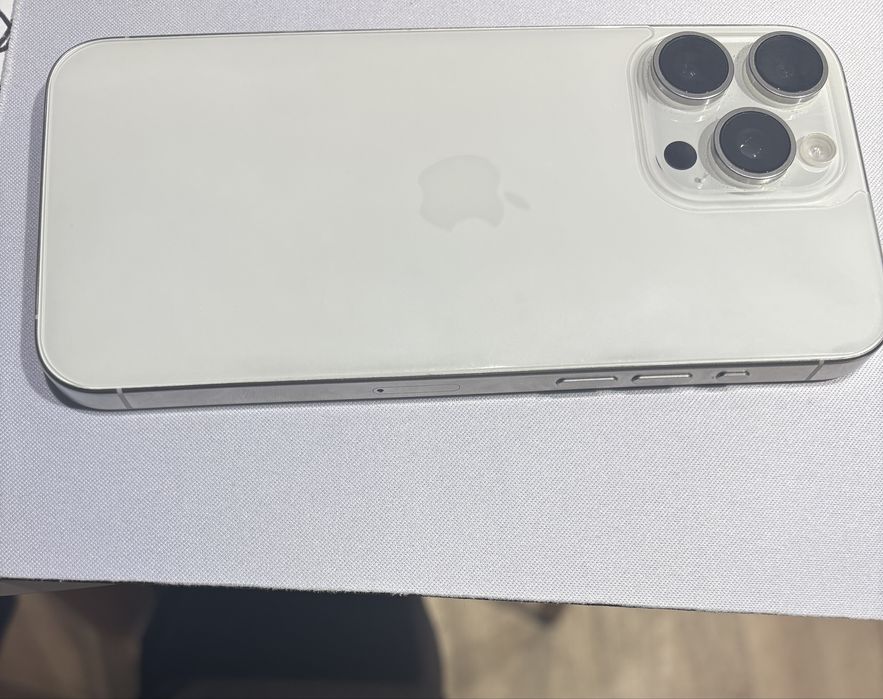 Vand Iphone 15 Pro Max 256 gb