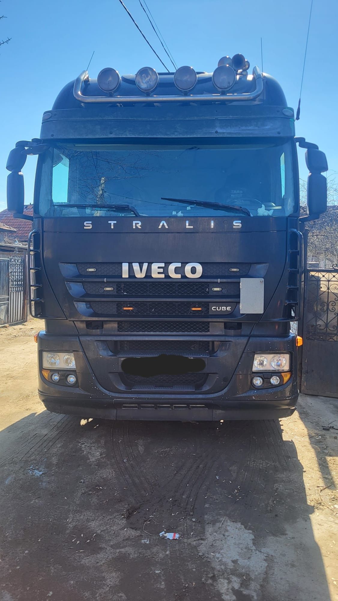 Dezmembrez iveco stralis cursor 13 500