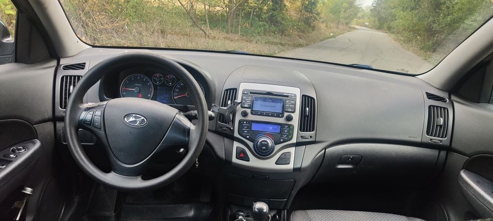 Vând Hyundai i30 2010