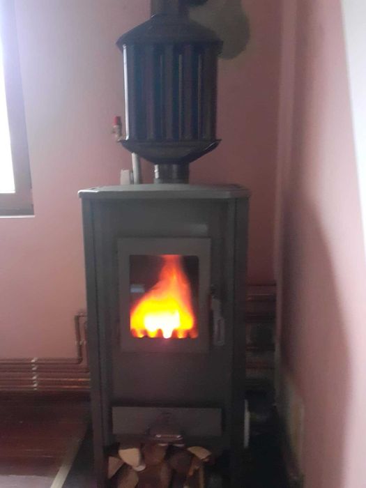 Termosemineu pe lemne, brichete, carbune Ferroli Mirano H, 22 kW