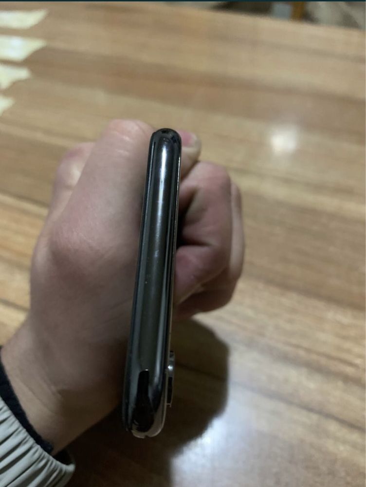 Iphone x 64 xotira aybi yo umuman karopka yo paspur kopiya beraman