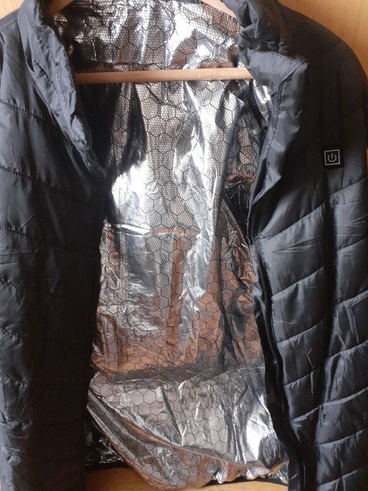 Мъжки термоелек.Размер 6XL.Вградено устройство топлина с USB. Упътван