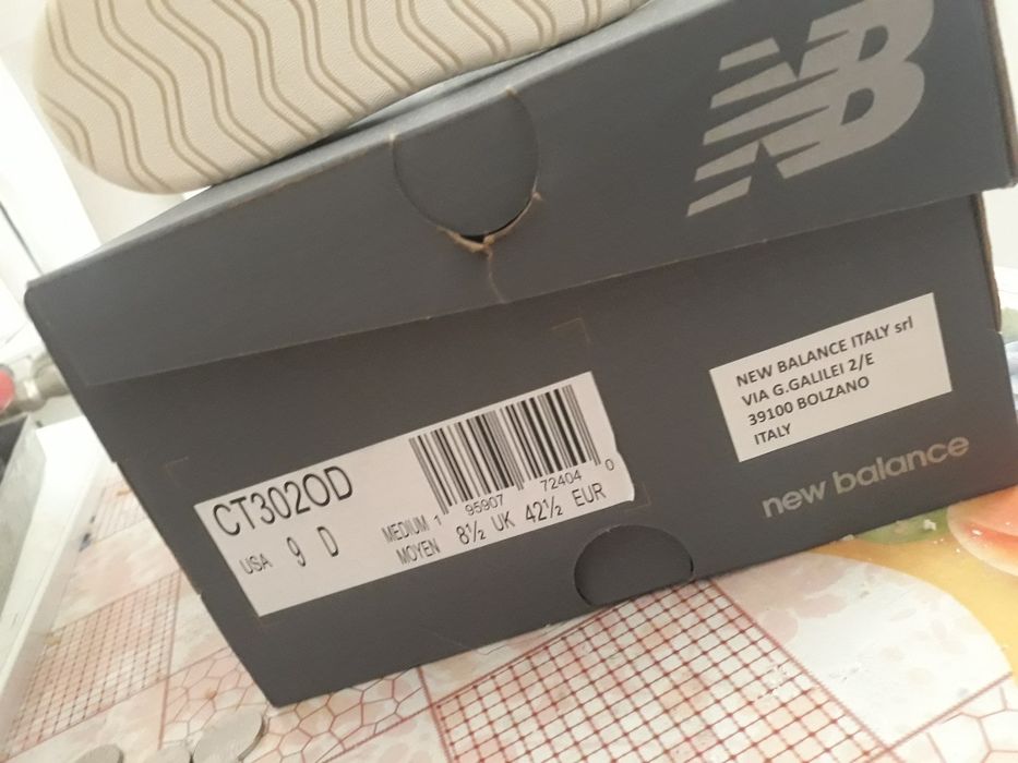 Adidași New Balance mărimea 42,5 , noi.