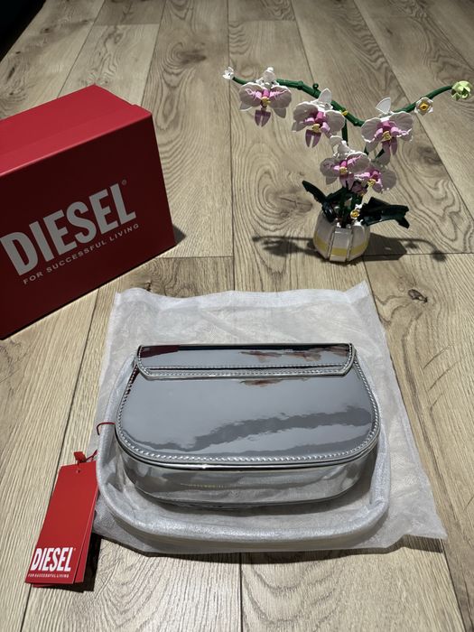 Geanta Diesel 1DR Argintie/Neagra/Alba