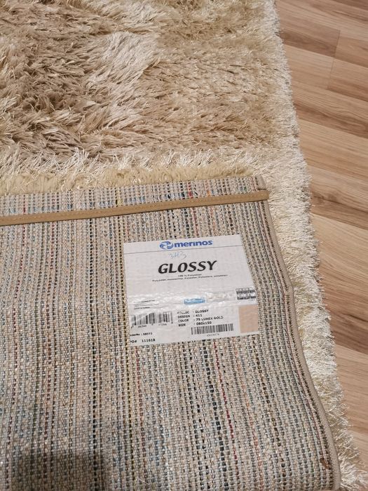 Covor cream lucios cu fir lung (glossy)