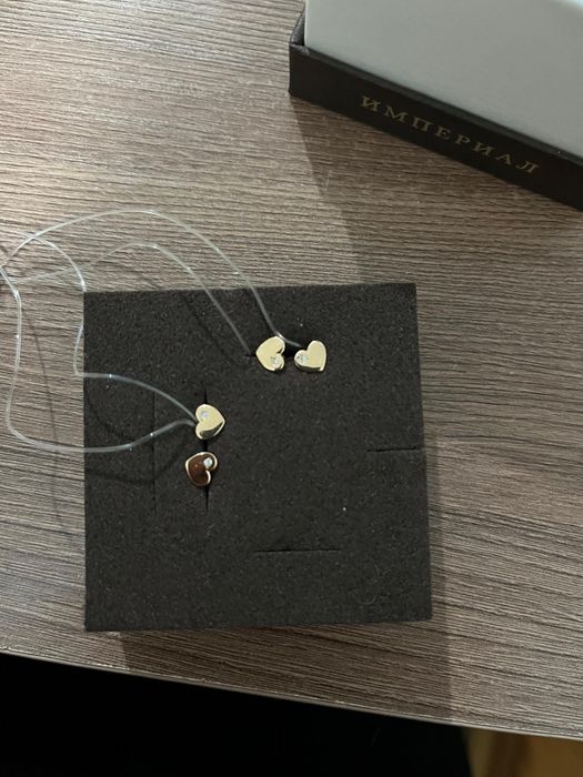 Золотые серёжки с бриллиантом