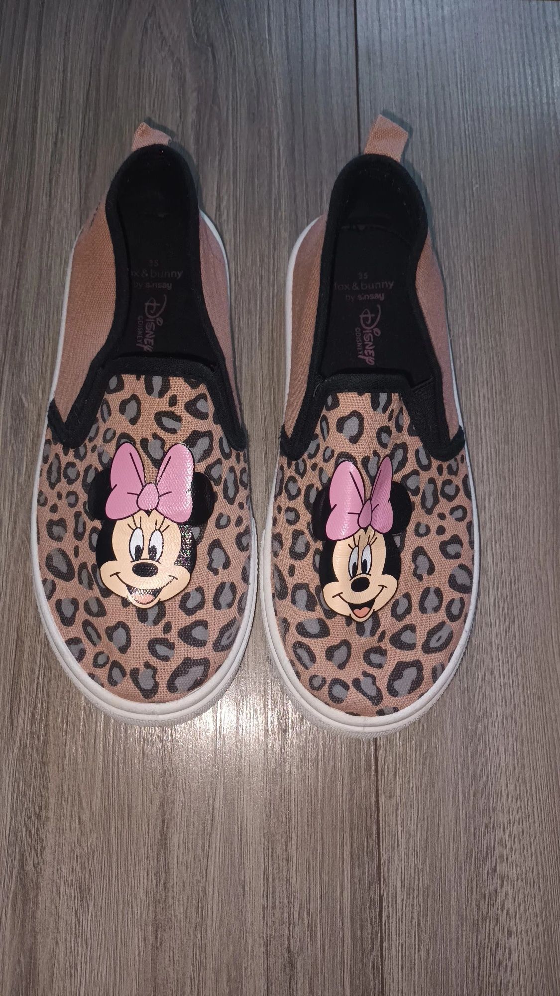 Opincute cu minnie marimea 35