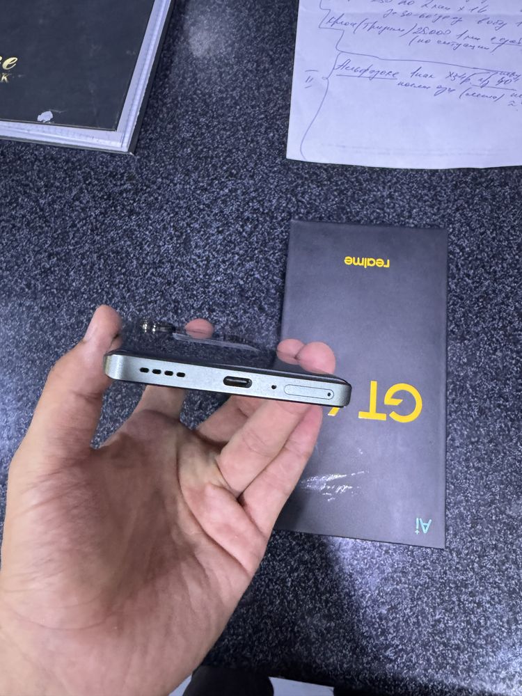 Realmi gt 6t pamit 12.256g holati yengidek karopka dak kamplekt