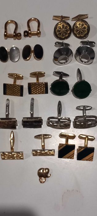 Butoniere ca noi diferite modele