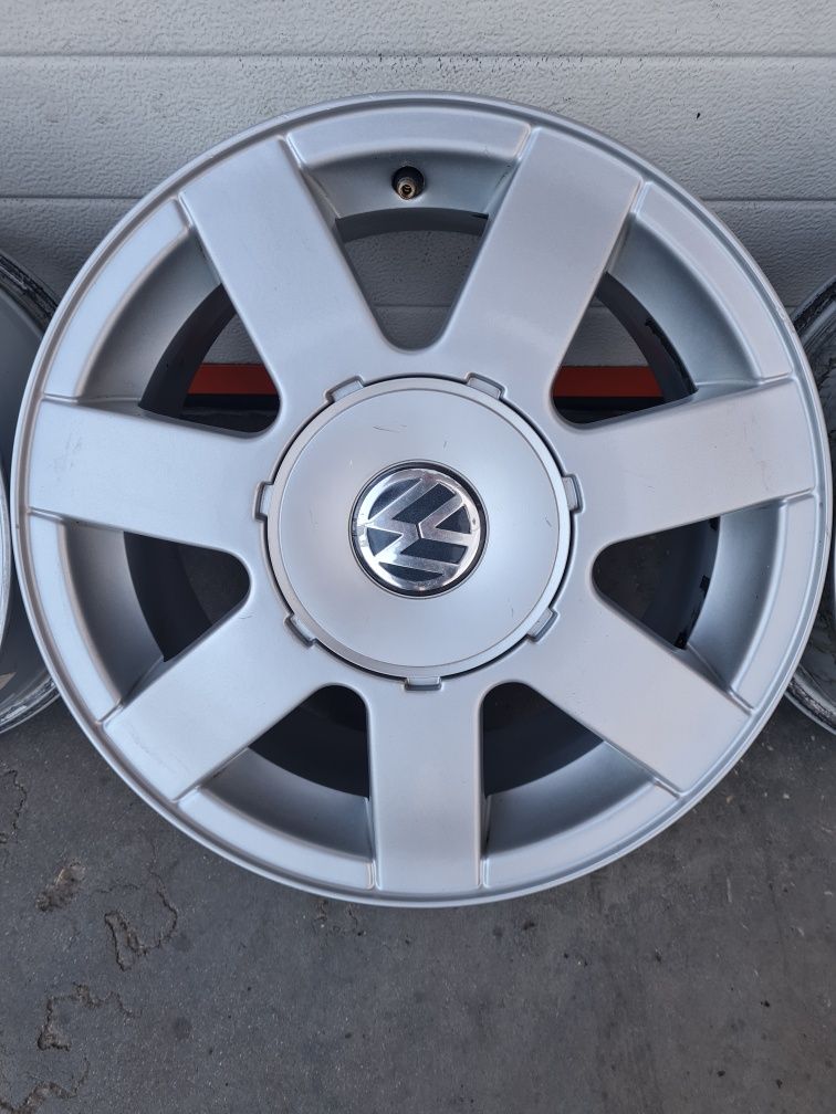 Оригинални джанти за ФОЛСВАГЕН VW R15 5x112 ET45 7J