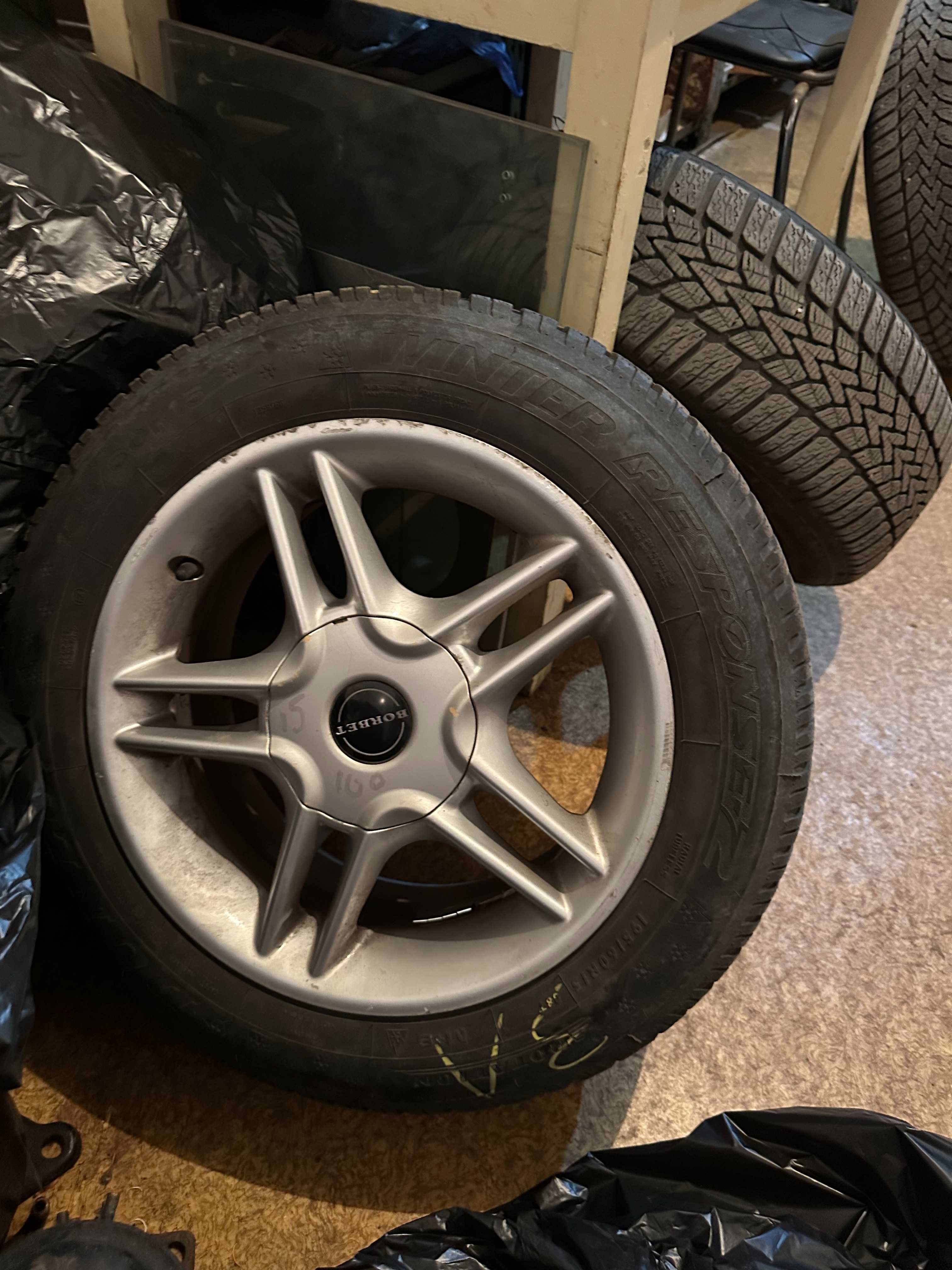 BORBET 15 цола с гуми DUNLOP (зимни) - 195/60 R15 (с 16 бр. болтове)